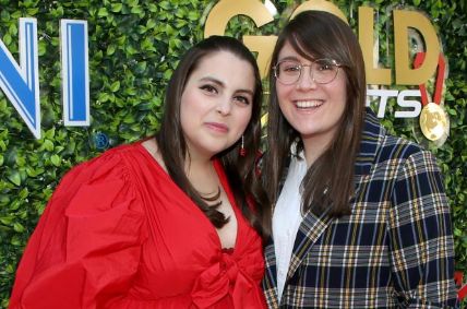 Beanie Feldstein is in a relationship with Bonnie Chance Roberts.
